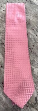 Donald J. Trump Signature Collection Pink Silk Tie – 58.5” Long